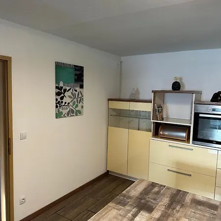 شقة Landwohnung *