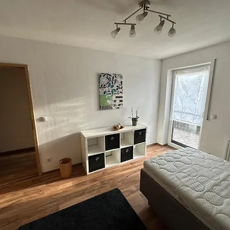 Landwohnung شقة